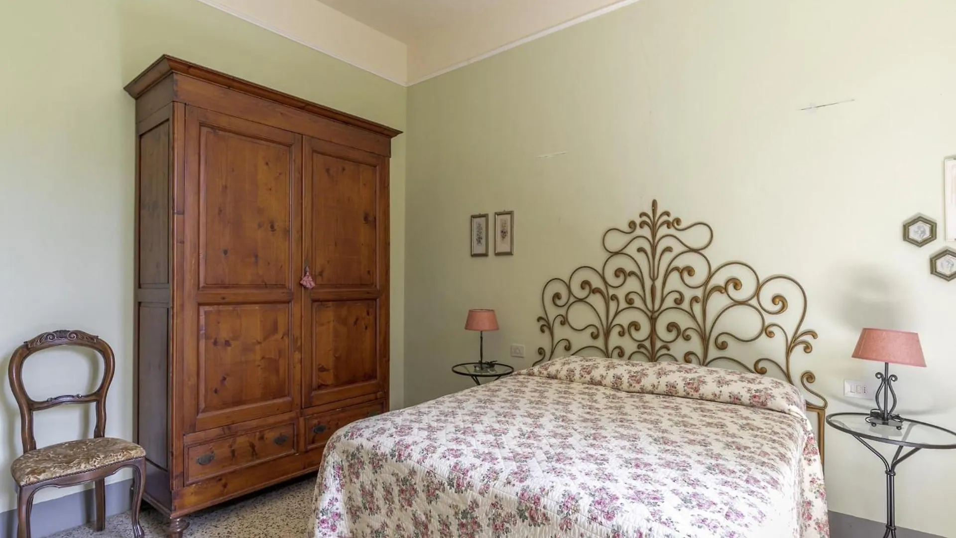 Holiday Home In Montopoli Valdarno With Pool Castel del Bosco  Италия