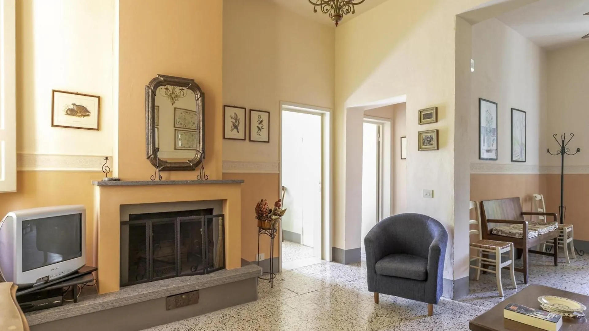 Holiday Home In Montopoli Valdarno With Pool Castel del Bosco