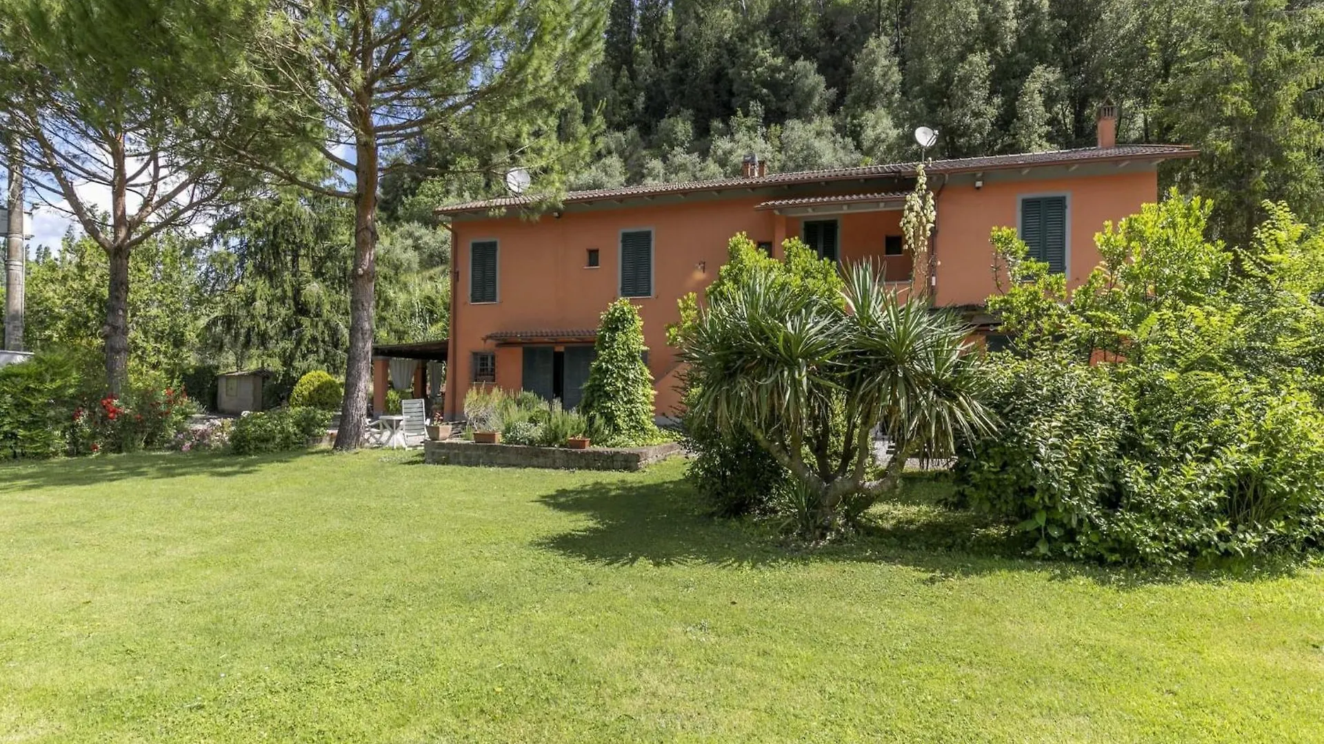 Holiday Home In Montopoli Valdarno With Pool Castel del Bosco